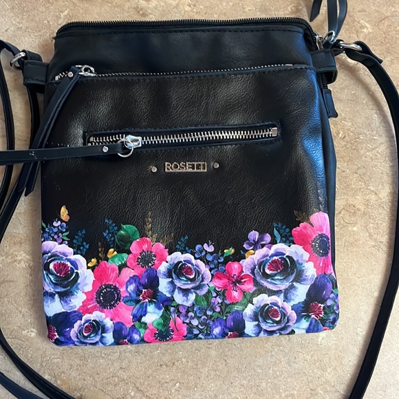 Rosetti small handbag 8.5 x 9 inches - Picture 2 of 7